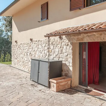 Villa Via Del Piscina E *